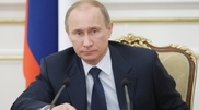 Берлускони и Шредер прилетели на 59-летие Путина