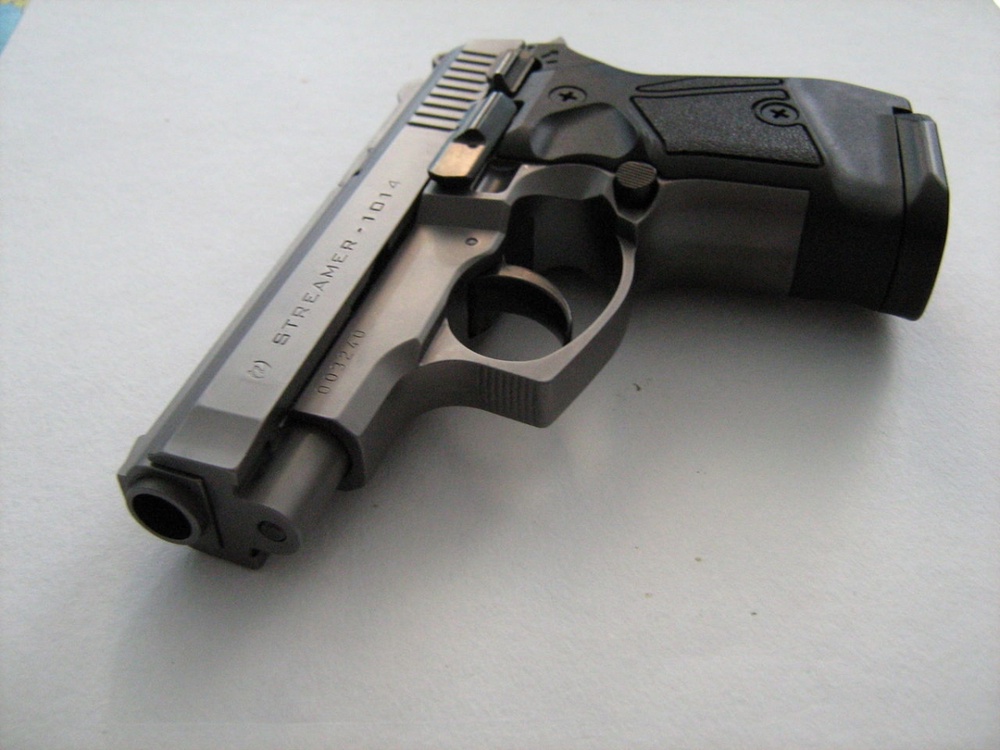 Травматический пистолет Streamer. Фото с сайта guns.ru