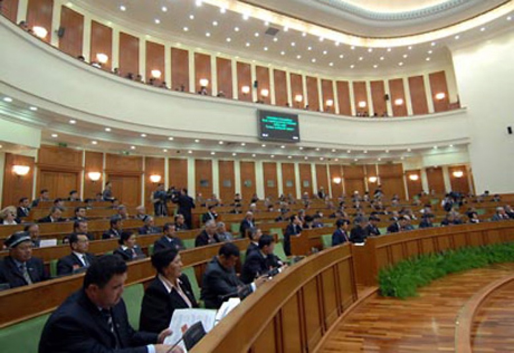 Парламент Узбекистана. Фото с сайта vesti.kz