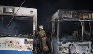 ФОТО: В Алматы сгорели шесть автобусов