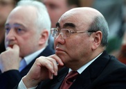 Акаева и Бакиева могут лишить статуса экс-президентов Кыргызстана