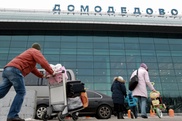 Казахстанские депутаты продолжают жаловаться на московский аэропорт