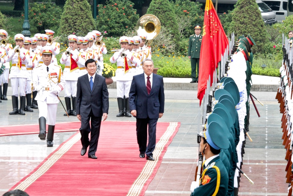 Президенты Казахстана и Вьетнама ©Даниал Окасов