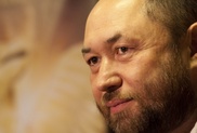 Медведев наградил Бекмамбетова Орденом Дружбы