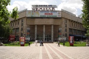 В шымкентском ЦУМе близнецы убили администратора кафе