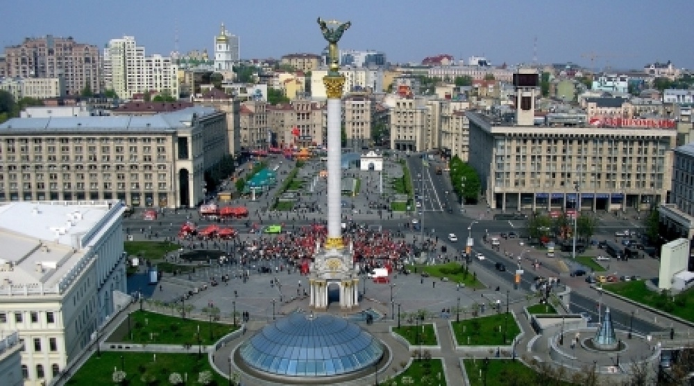 Майдан Незалежности в Киеве. Фото с сайта podrobnosti.ua