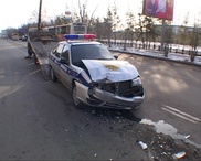 Сотрудник дорожной полиции попал в ДТП в Павлодаре