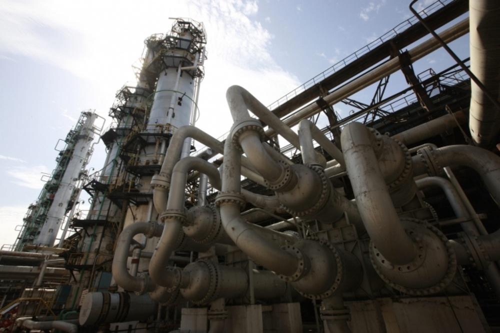 Шымкентский нефтеперерабатывающий завод. Фото с сайта munaigaz.kz