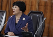 Отунбаева оставила у власти приближенных Бакиева для предотвращения революции