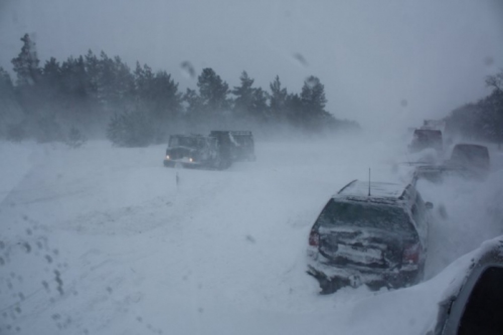 Плохие погодные условия на трассе Петропавловск - Астана. Фото с сайта vesti.kz