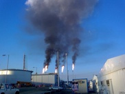 Пожар произошел на нефтезаводе "Тенгизшевройла" в Атырауской области