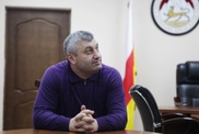 Президент Южной Осетии Эдуард Кокойты уходит в отставку