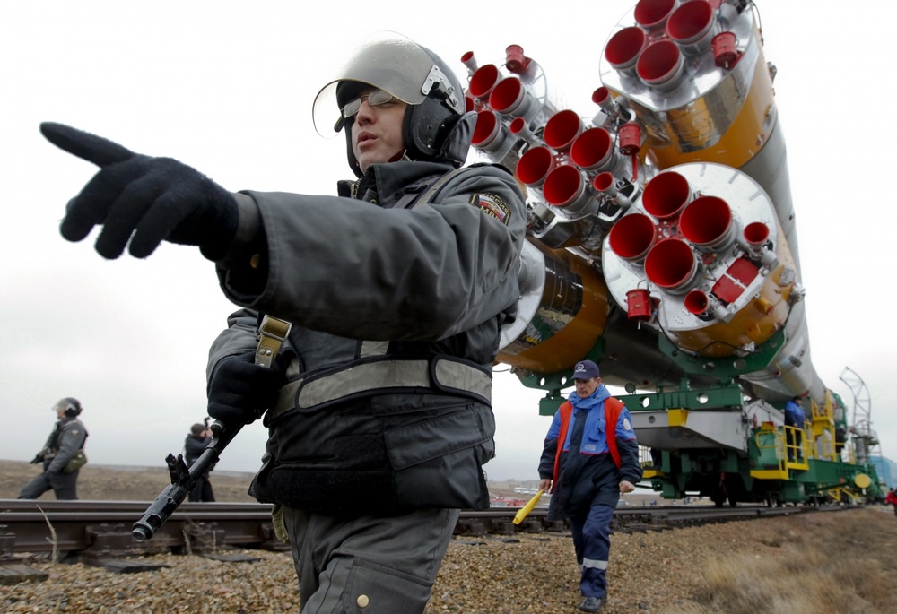 Представитель военных структур РФ. Фото REUTERS/Shamil Zhumatov©