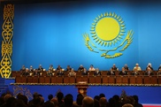 Нурсултан Назарбаев предупредил о предстоящих сложных десятилетиях 