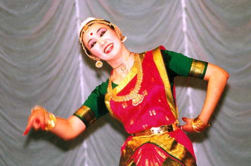 Знаменитая казахстанская  исполнительница индийских классических танцев Акмарал Кайназарова. Фото с сайта np.kz