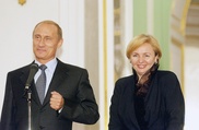 ЦИК обнародовал доходы Путина и его жены