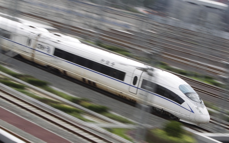 Скоростной поезд. Фото ©REUTERS