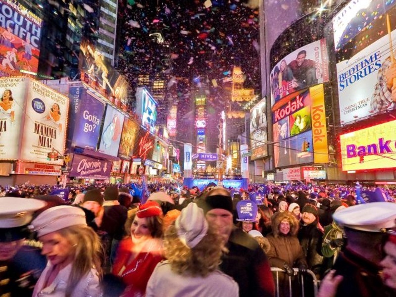 Таймс-сквер в Новый Год. Фото с mynyc.ru.
