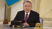 Назарбаева попросили не уходить на пенсию