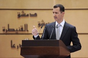 Президент Сирии появился среди митингующих
