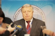 Миссия наблюдателей от СНГ увидела очереди на избирательных участках 