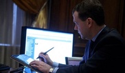 Страница Медведева в Facebook подверглась спам-атаке