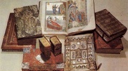 Двое казахстанцев пытались ввезти из России партию религиозных книг и дисков