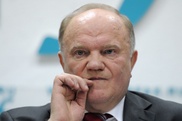Зюганов предложил совместить в России посты президента и премьера