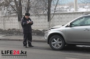 ФОТО: В Алматы водитель Nissan насмерть сбил женщину
