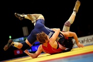 Казахстанка завоевала бронзу на чемпионате Азии по борьбе