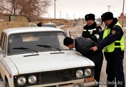 Девушка-инспектор задержала пьяного угонщика в Мангистауской области