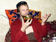 Автор экспериментальной методики изучения казахского языка Петров пока его не освоил