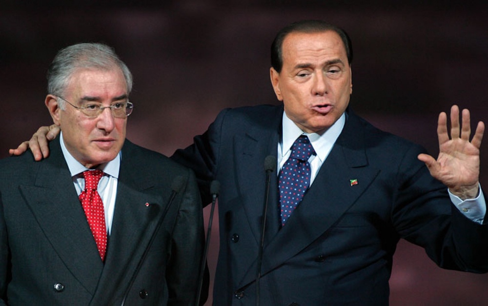 Марчелло Делл'Утри (слева) и Сильвио Берлускони. Фото с сайта tg24.sky.it