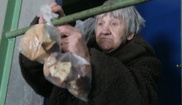 Пожилая казахстанка три года живет в коммунальном аду 