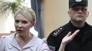 Тимошенко перевезли из колонии в больницу