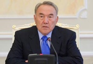 Назарбаев намерен побеседовать с новым Президентом Франции