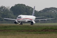 На борту пропавшего в Индонезии самолета Superjet-100 было 50 человек