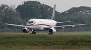 Обломки пропавшего самолета SuperJet-100 найдены в Индонезии