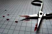 В Караганде пенсионер убил сына-вымогателя ножницами