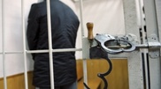 В Караганде две девушки более двух месяцев вымогали деньги у школьницы