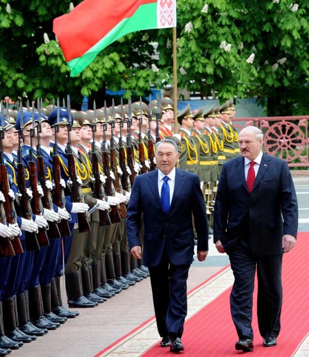 Президент Казахстана Нурсултан Назарбаев и президент Беларуси Александр Лукашенко. Фото с сайта akorda.kz