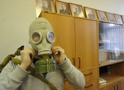 Казахстанцев могут заставить приобретать противогазы