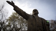 Коммунисты Павлодара требуют восстановить снесенный памятник Ленину