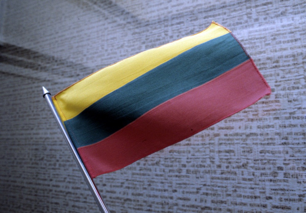 Государственный флаг республики Литва. Фото РИА Новости