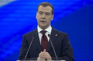 Медведев прибыл в Казахстан 