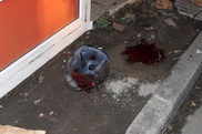 Пьяный водитель мопеда въехал в окно Мерседеса в Алматы