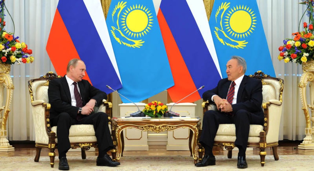 Нурсултан Назарбаев встретился с Президентом Российской Федерации Владимиром Путиным. Фото с сайта akorda.kz