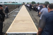 В Ингушетии приготовили халву длиной в 100 метров