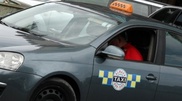 В Алматы пьяная пассажирка угнала авто у таксиста