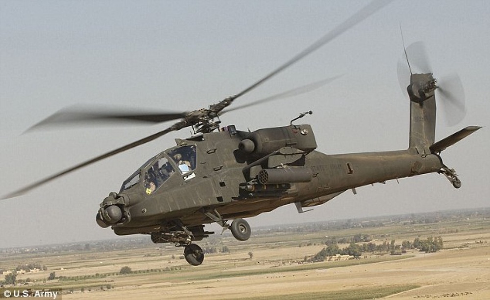 Боевой вертолет AH64 Apache. Фото с сайта dailymail.co.uk